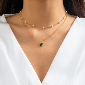 Imitation Pearl Beaded Five-Petal Flower Pendant Necklace